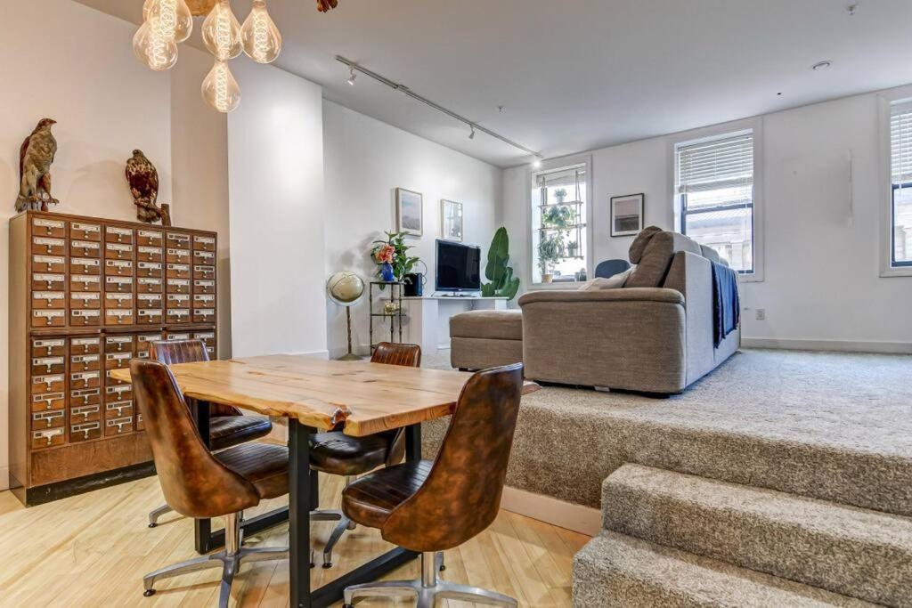Lovely 2-Bedroom Unit In สปริงฟิลด์ ภายนอก รูปภาพ