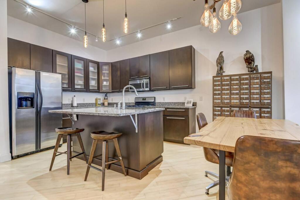 Lovely 2-Bedroom Unit In สปริงฟิลด์ ภายนอก รูปภาพ